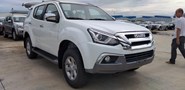 ISUZU MU-X B7 (2WD) GIÁ 738 TRIỆU