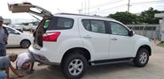 ISUZU MU-X B7 (2WD) GIÁ 738 TRIỆU