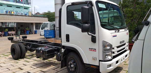 ISUZU NPR400 THANH LÝ ĐỜI 2021-EURO5